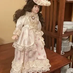 * antique doll ୨୧ .·*° アンティーク ペグドール Amazon.co.jp: French Doll Pose Doll Antique Doll Retro